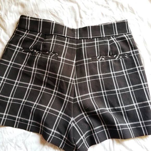 high waisted black plaid shorts - Picture 3 of 5
